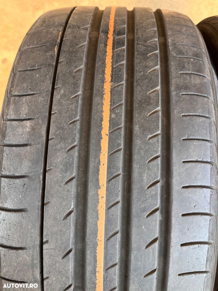 Vând 2 anvelope 255/30/20 Yokohama de vară second - 3