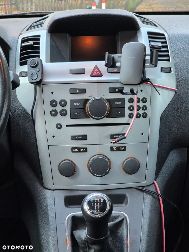 Opel Zafira 2013 photo 5