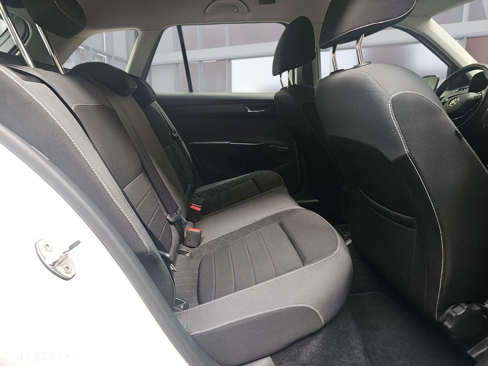 Skoda Fabia 1.0 TSI Ambition - 25