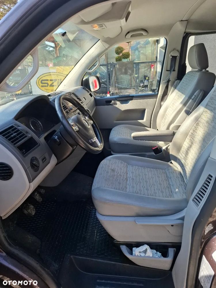 Volkswagen Transporter - 12