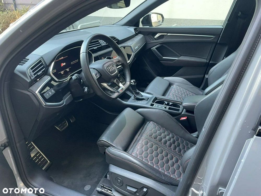 Audi RS Q3 - 11