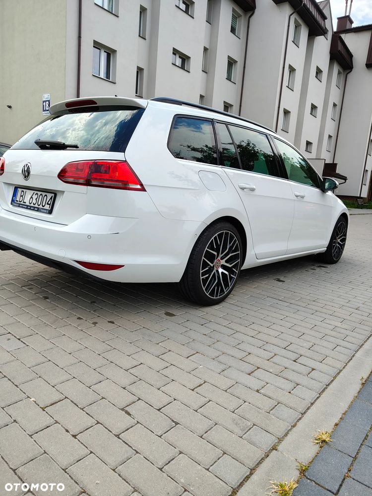 Volkswagen Golf - 14