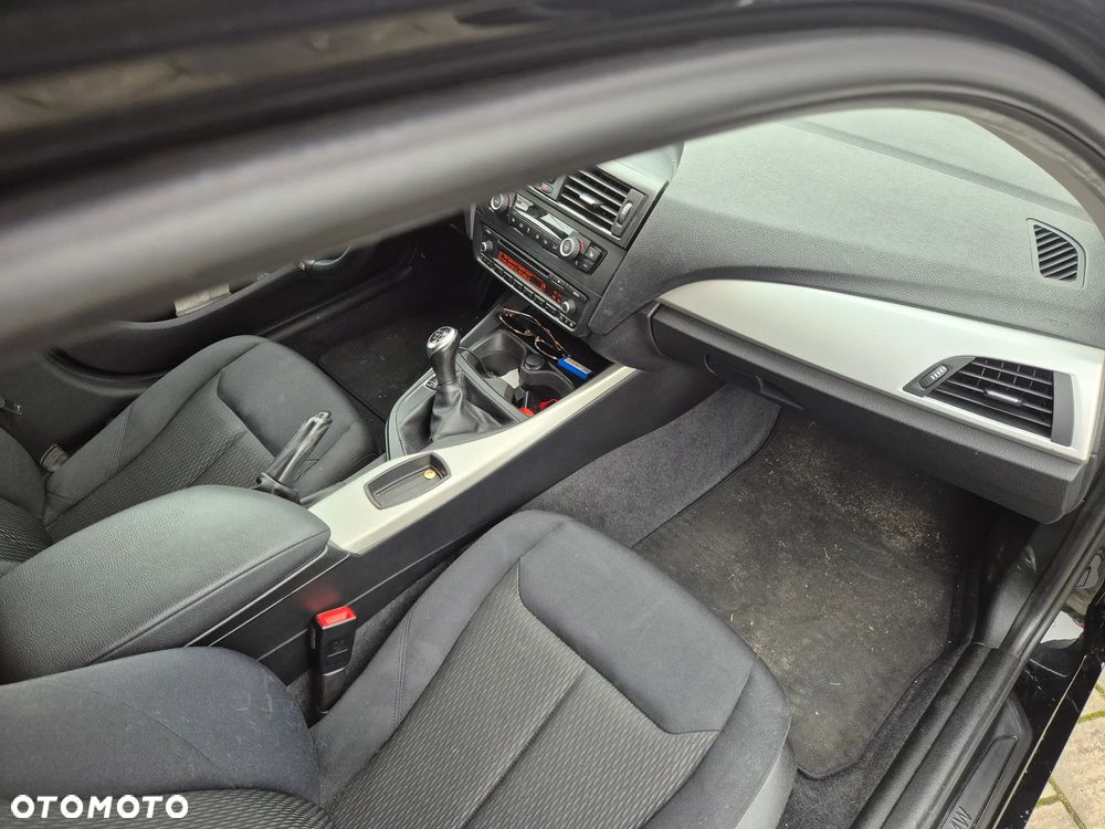 BMW Seria 1 118i - 7