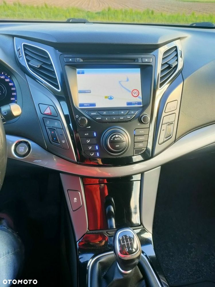 Hyundai i40 - 25