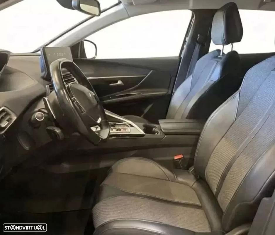 Peugeot 3008 PureTech 130 Stop & Start GPF EAT8 Allure - 7