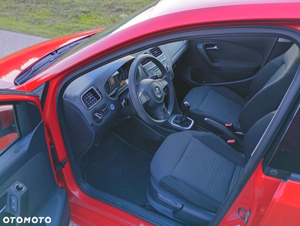 Volkswagen Polo 1.4 16V Trendline - 21