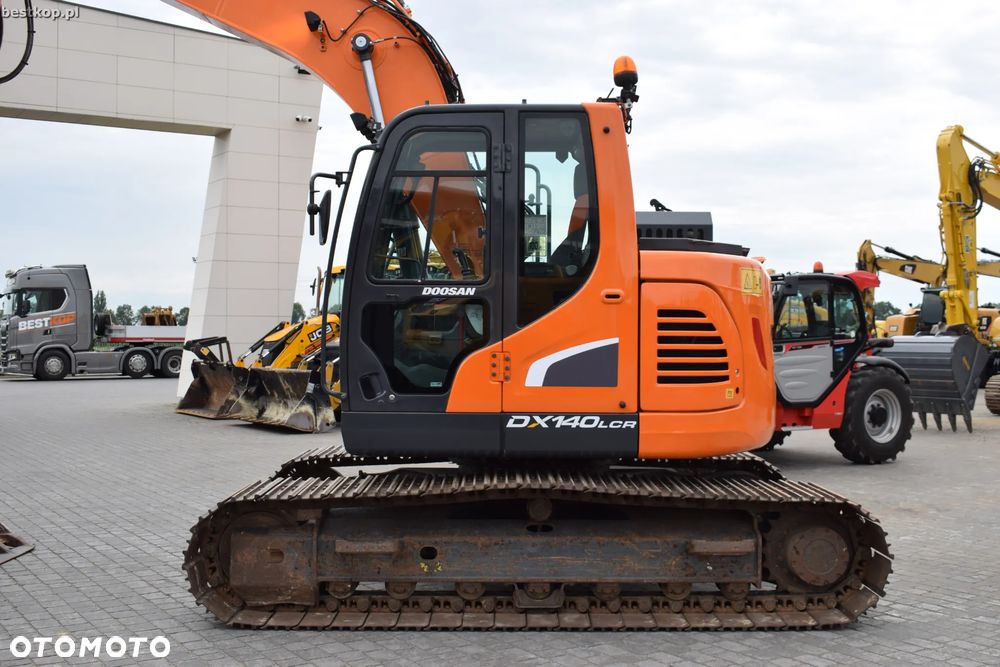Doosan DX140LCR-5 - 4