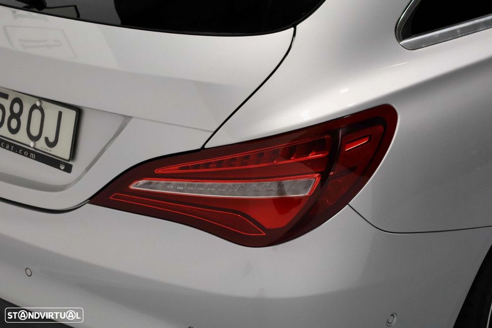 Mercedes-Benz CLA 180 d Shooting Brake Urban Aut. - 7