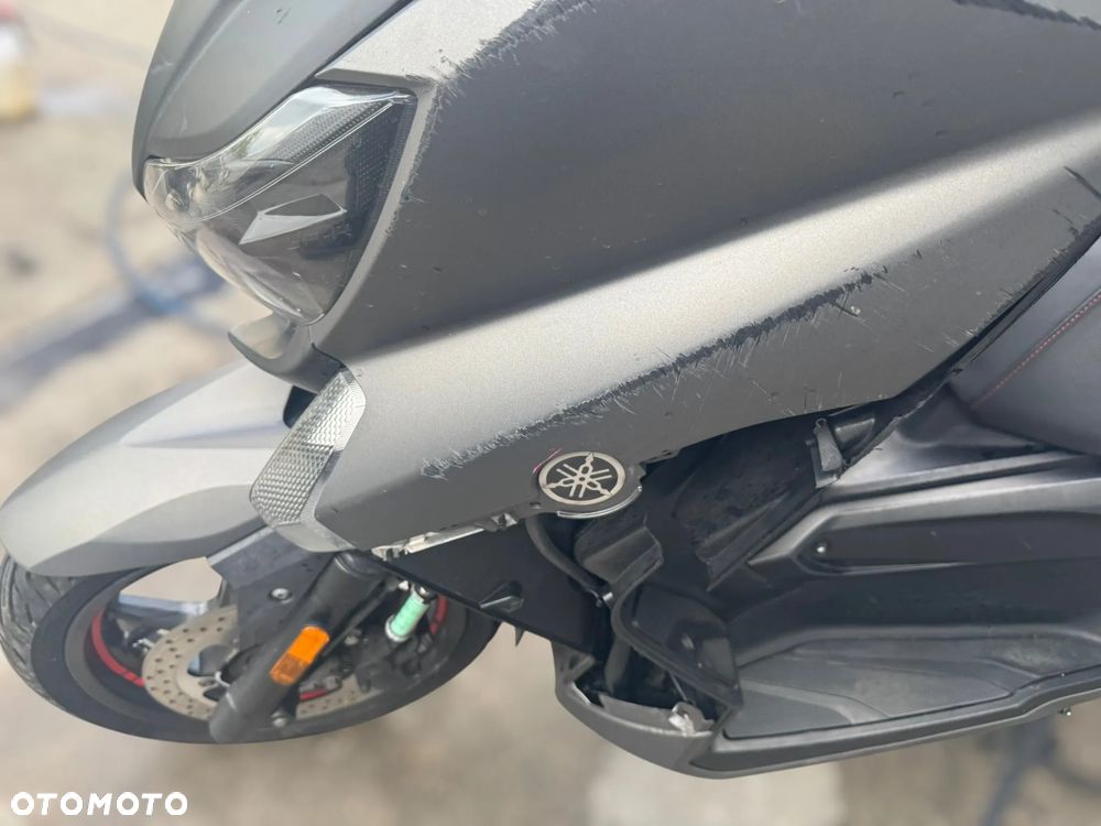 Yamaha X-max - 14
