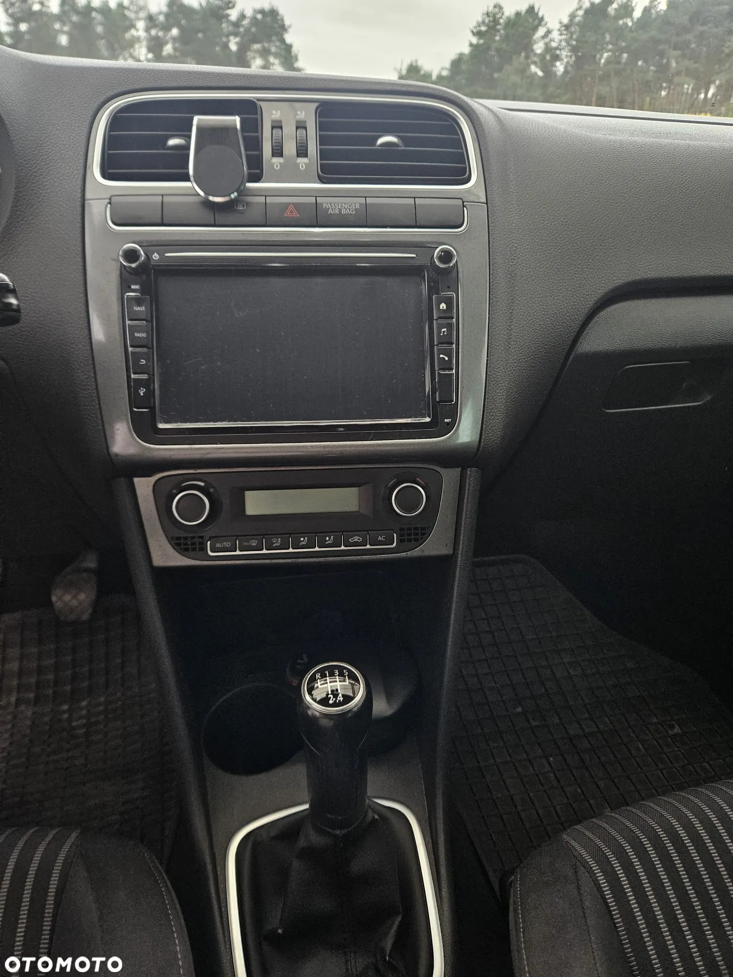 Volkswagen Polo 1.6 TDI DPF Highline - 13
