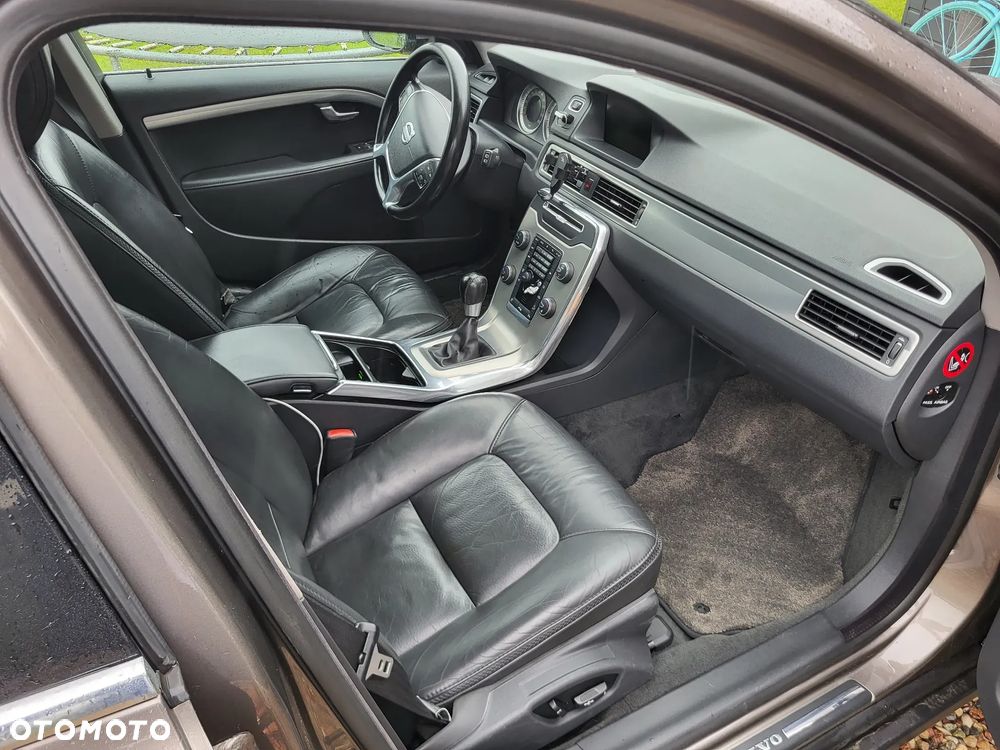 Volvo XC 70 2.4D AWD Summum - 13