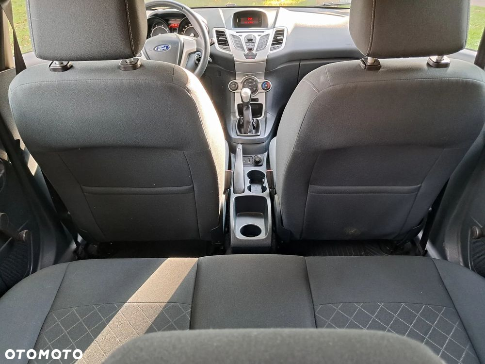 Ford Fiesta 1.25 Ghia - 7