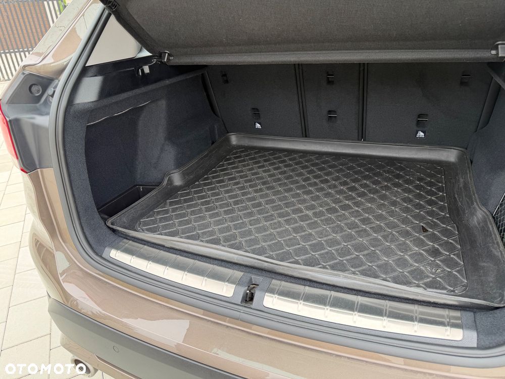 BMW X1 sDrive18i xLine - 14