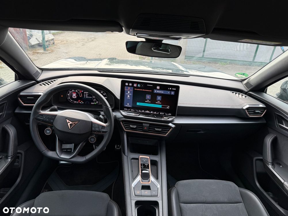 Cupra Formentor 1.5 e-Hybrid DSG VZ - 6