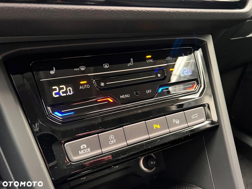 Volkswagen Touran 1.5 TSI EVO Highline - 16