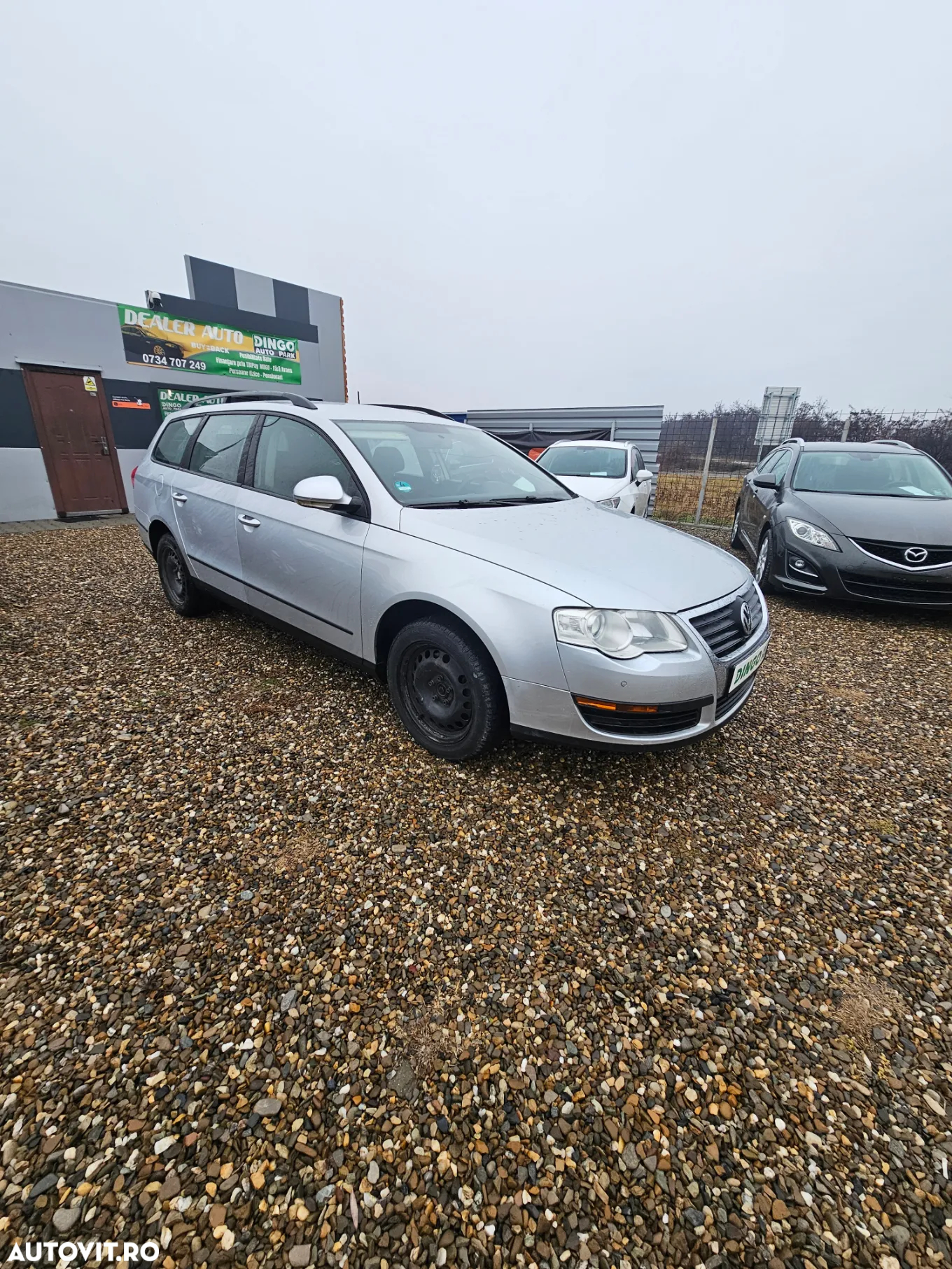 Volkswagen Passat - 2