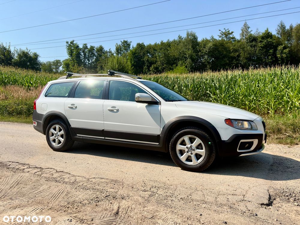 Volvo XC 70 - 4