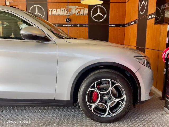 Alfa Romeo Stelvio 2.2 D Veloce Q4 AT8 - 42