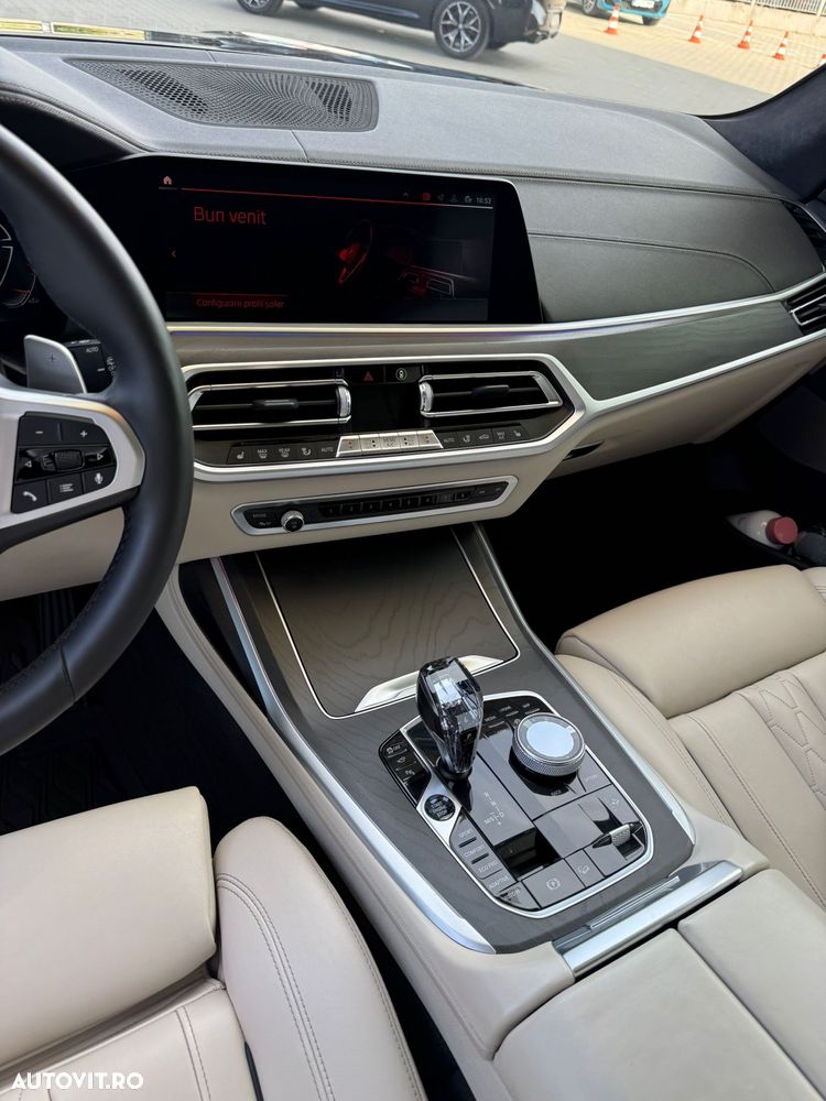 BMW X7 - 10