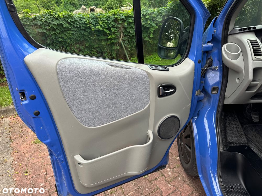 Opel Vivaro L1H1 DPF Tour - 13