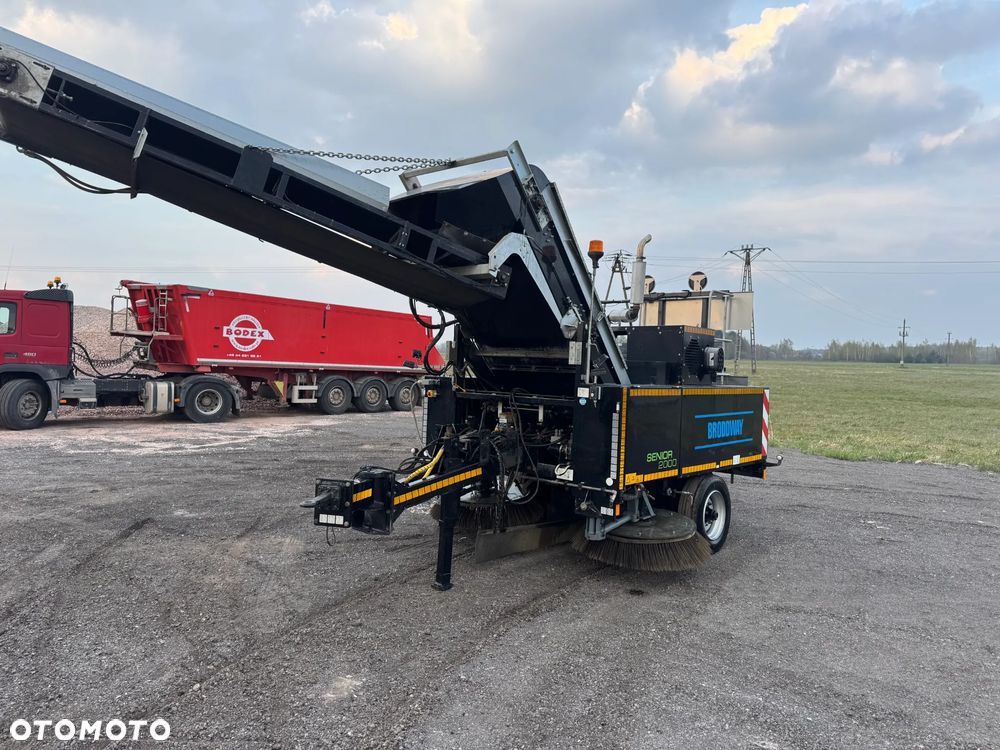 Aebi Schmidt BRODDWAY SENIOR 2000 / JAK NOWA BEZ ADBLU I DPF - 1