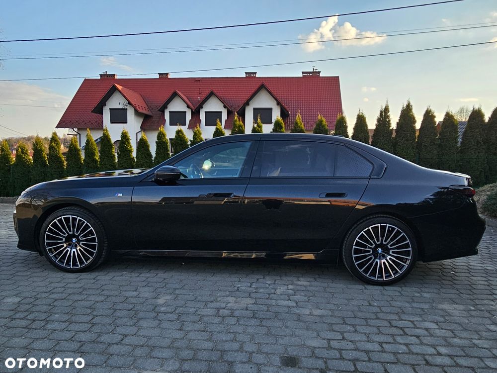 BMW i7 105.7kWh xDrive60 M Sport - 9