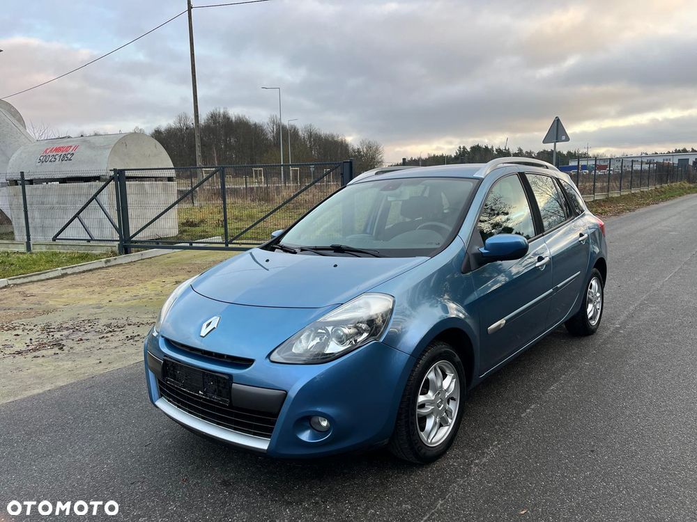 Renault Clio - 10
