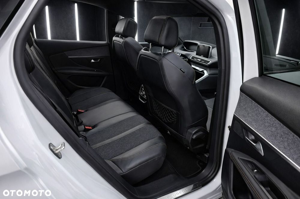 Peugeot 3008 - 12