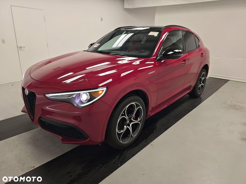 Alfa Romeo Stelvio 2.0 Turbo 16V AT8-Q4 Veloce - 5