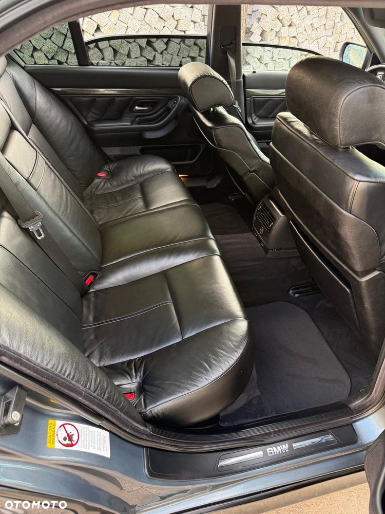 BMW Seria 7 730d - 6