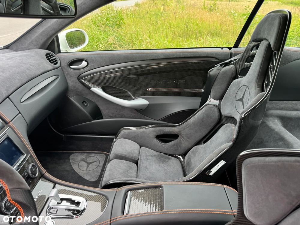 Mercedes-Benz CLK - 24