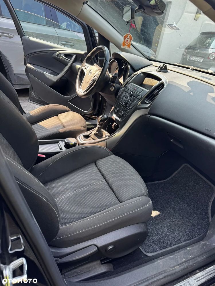 Opel Astra 1.6 T 111 - 13