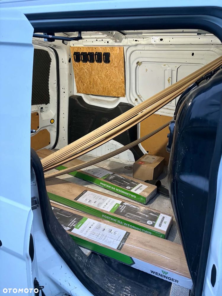 Ford Transit Connect - 15