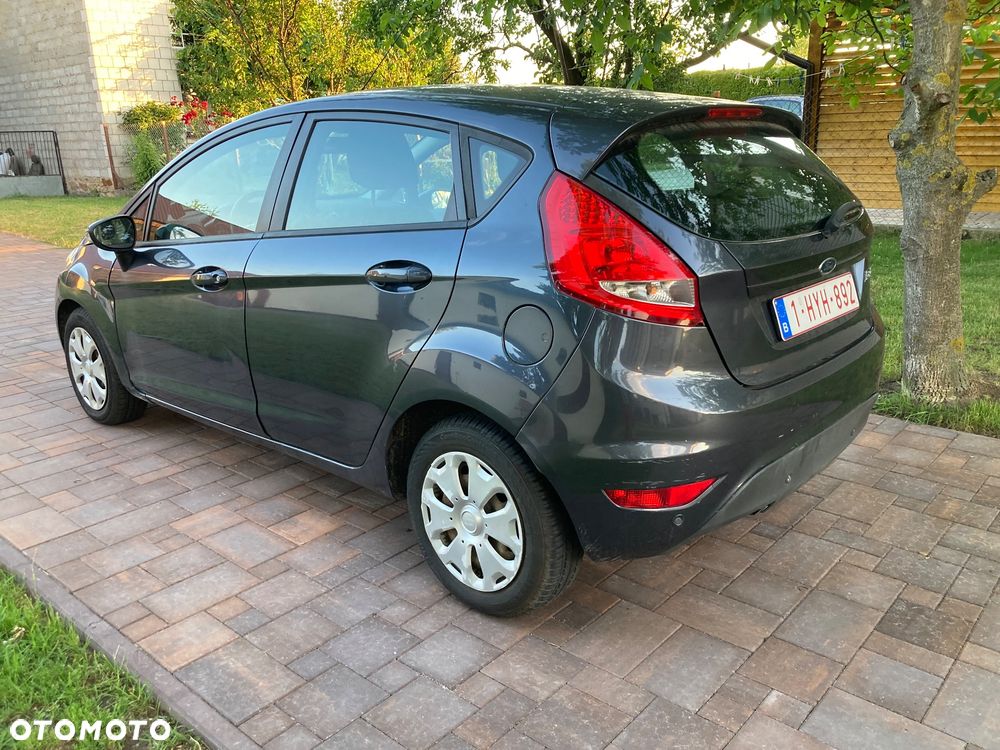 Ford Fiesta 1.6 TDCi Champions Edition - 6
