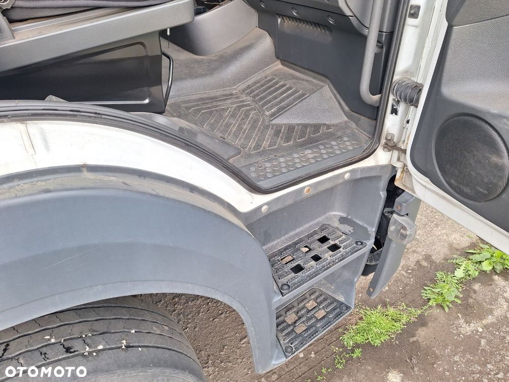Versalift Atego 1323 - 35