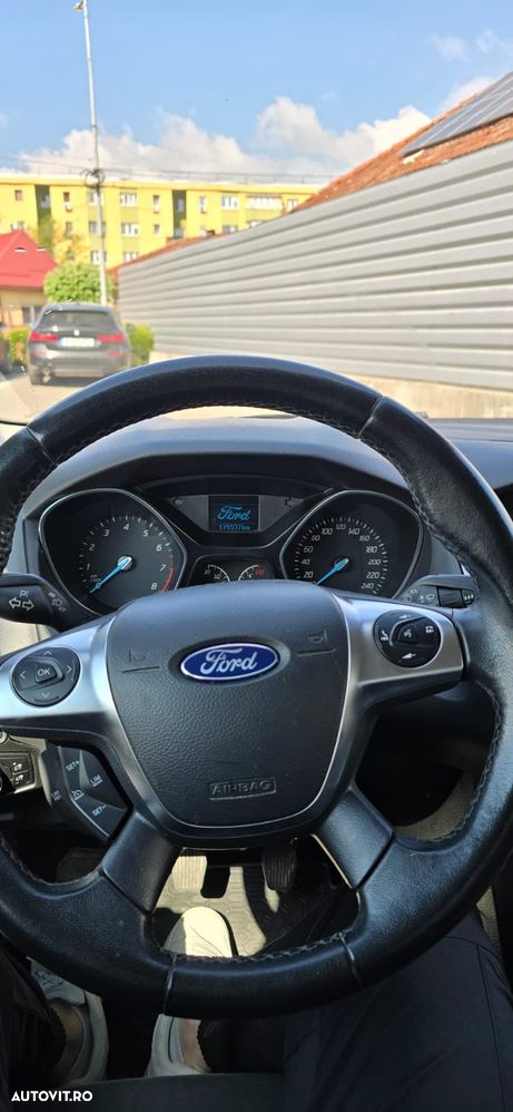 Ford Focus - 5