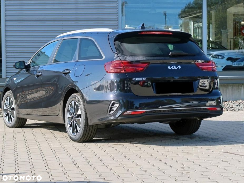 Kia Ceed 1.5 T-GDI M DCT - 4