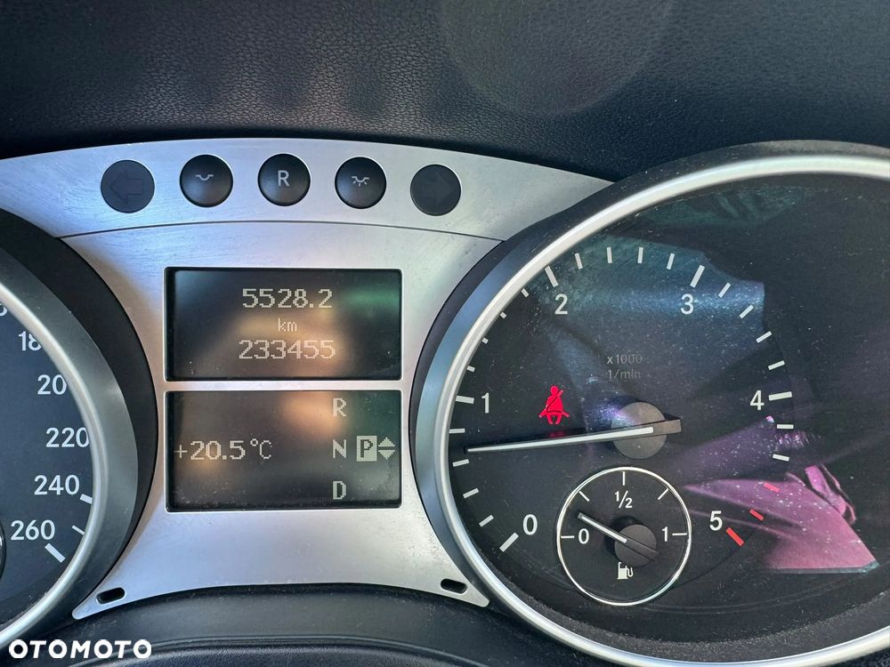 Mercedes-Benz ML 320 CDI 4Matic 7G-TRONIC - 10