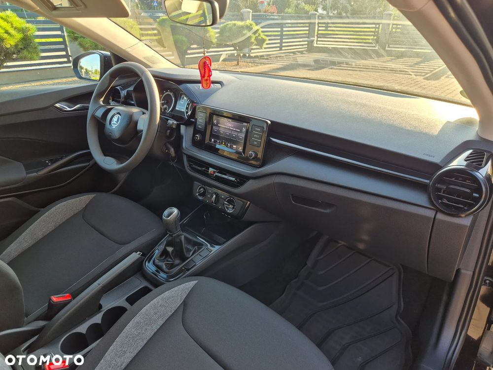 Skoda Fabia 1.0 MPI Active - 17