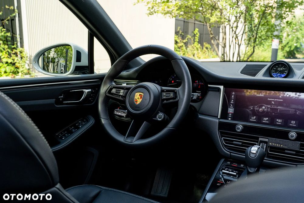 Porsche Macan T - 21