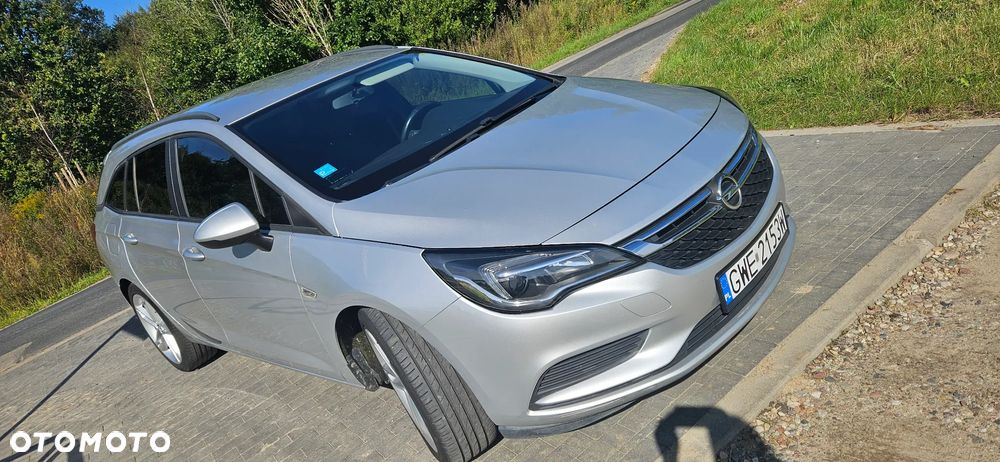 Opel Astra 1.6 CDTI Elite S&S - 4