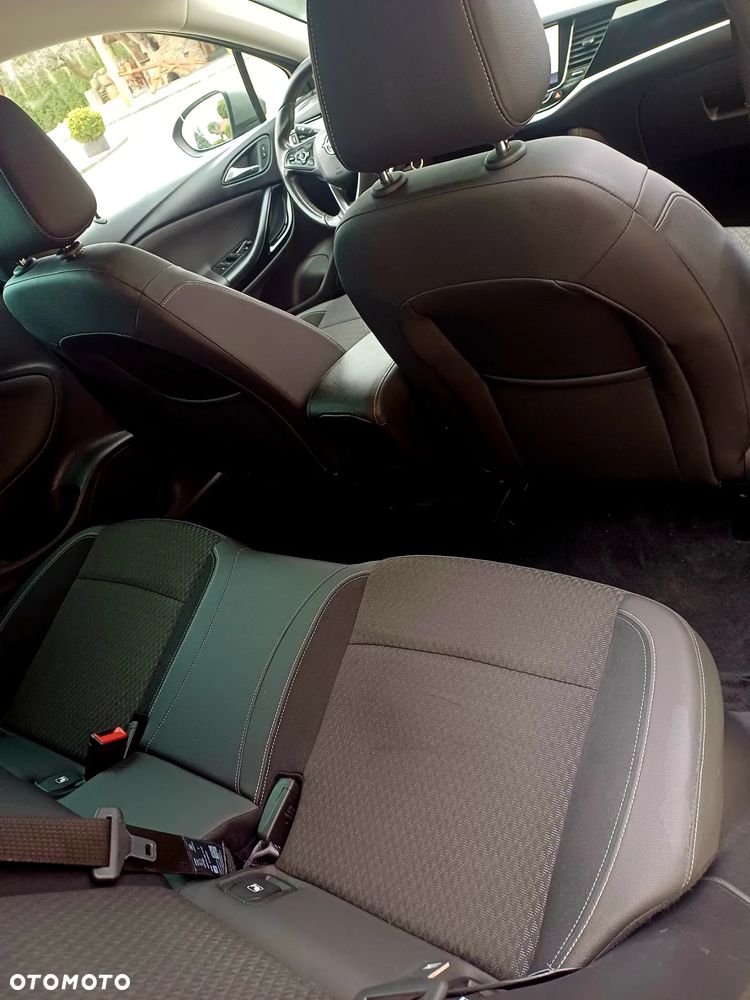 Opel Astra 1.4 T GPF Dynamic - 22