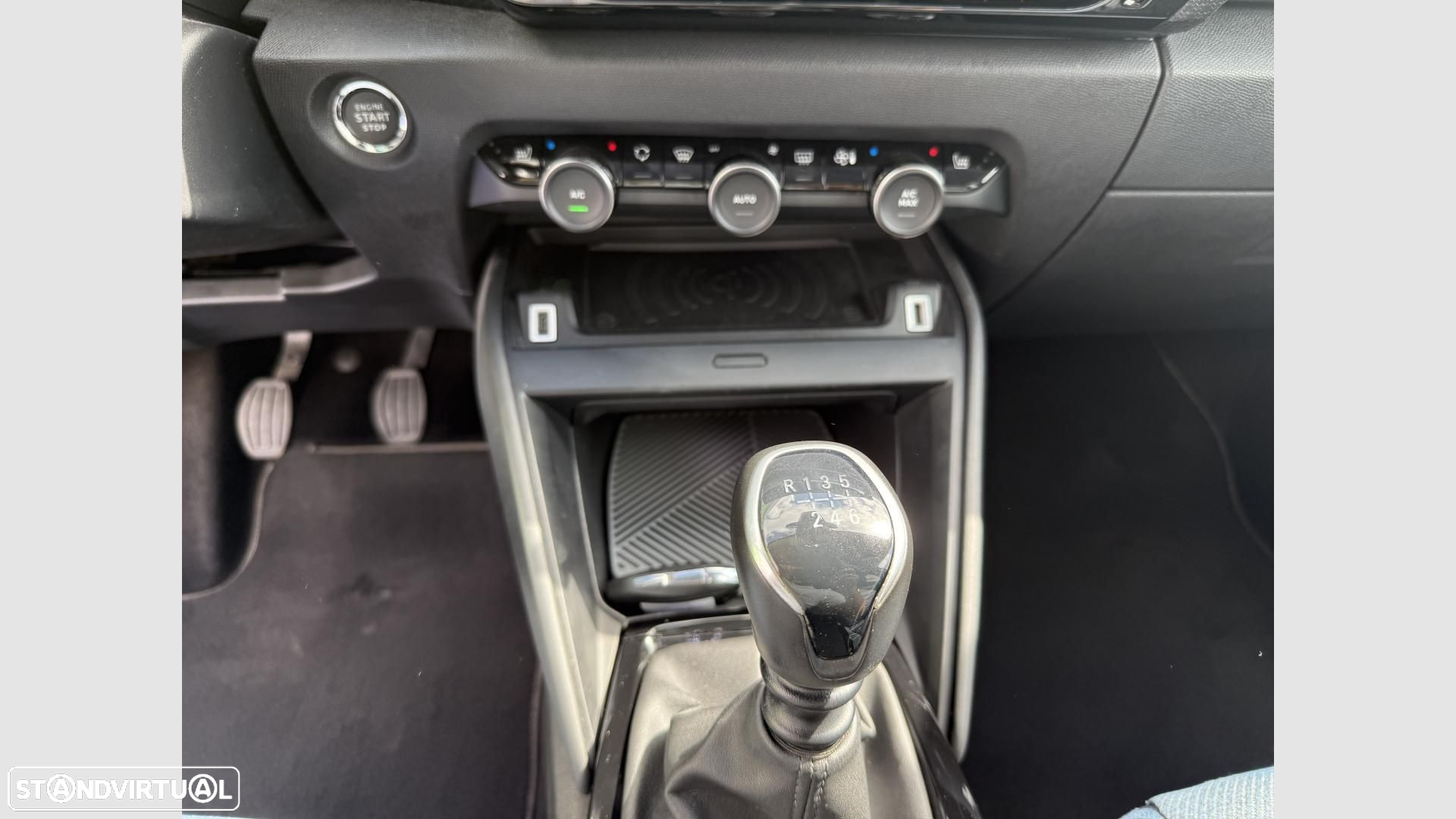 Citroën C4 1.2 PureTech Shine - 12