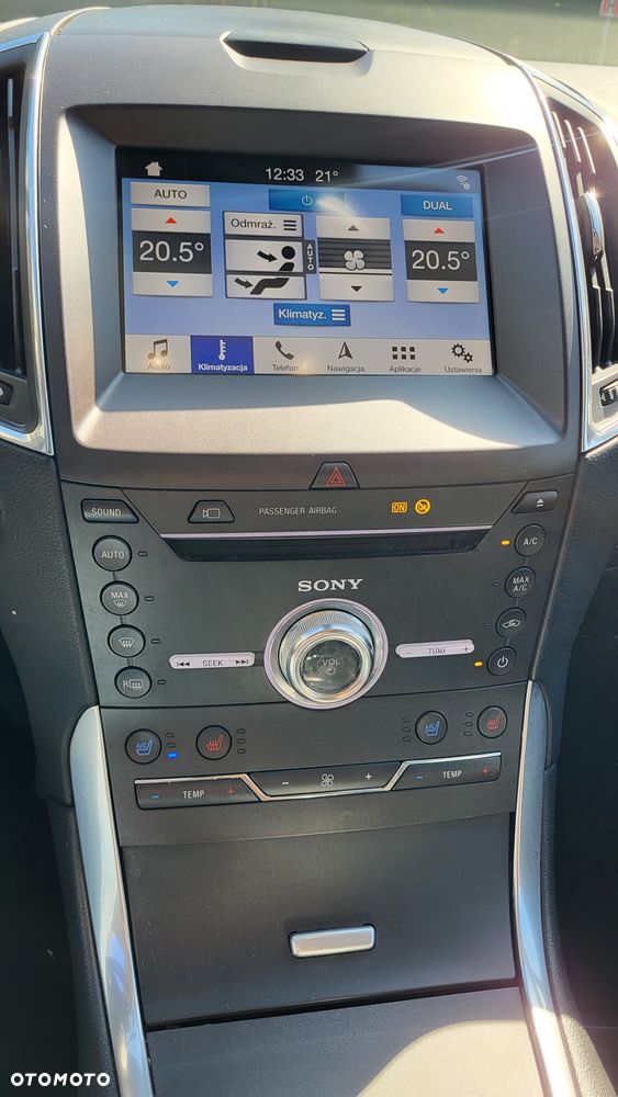 Ford S-Max - 24