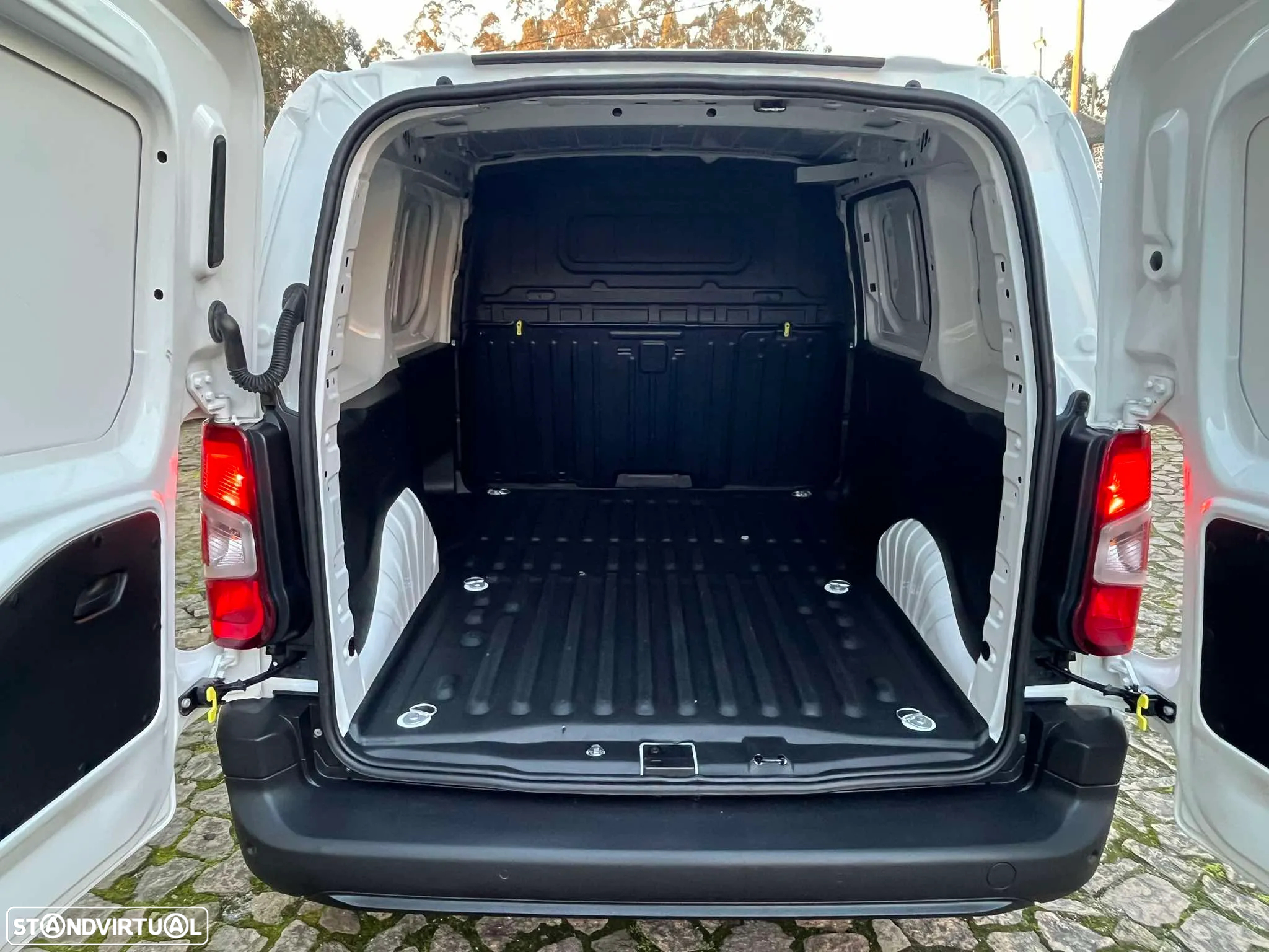 Opel Combo Cargo Enjoy L1H1 1.6 100cv - 25