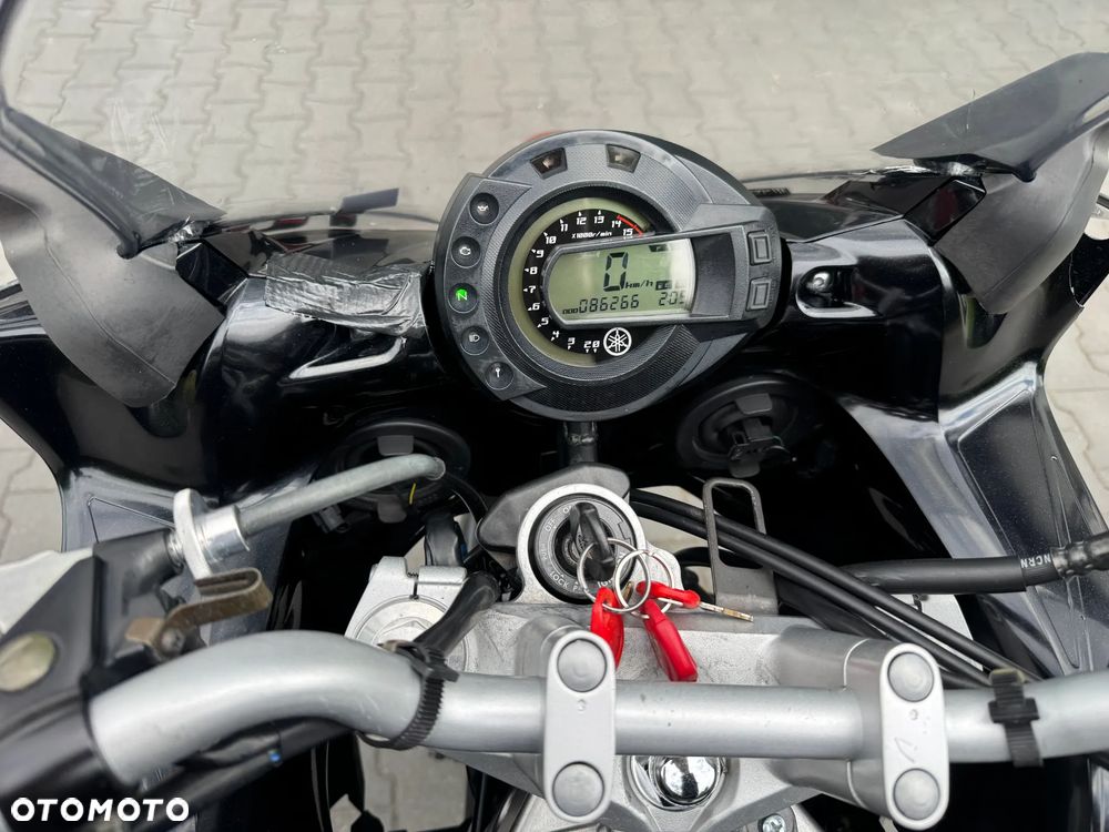 Yamaha FZ6 - 29