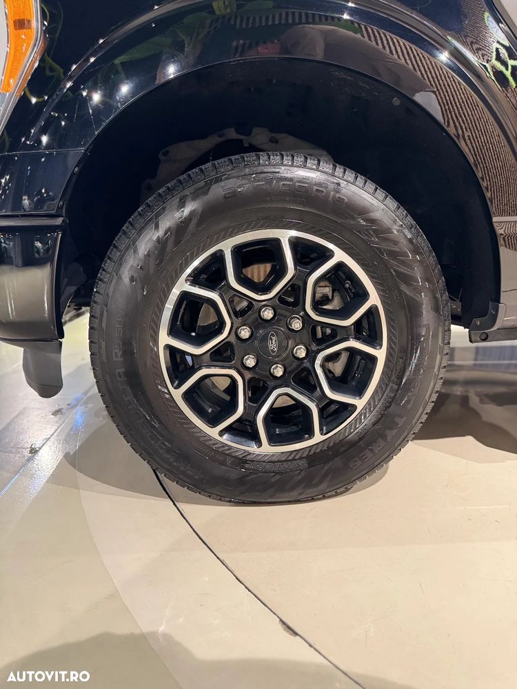 Ford F150 SuperCrew 3.5L PowerBoost Hybrid - 35