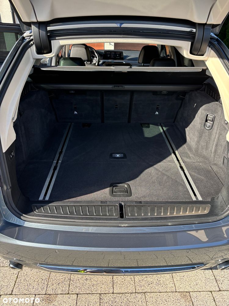BMW Seria 5 530d xDrive Luxury Line - 3
