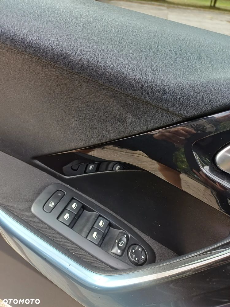 Peugeot 208 1.6 VTi Allure - 12