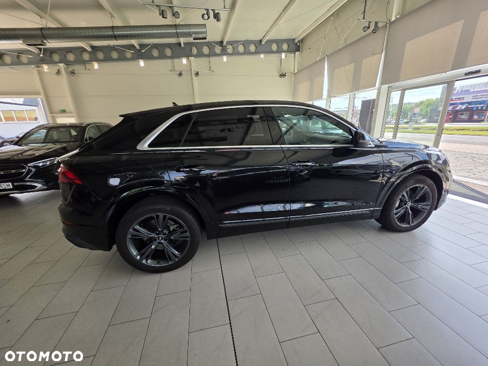 Audi Q8 - 3
